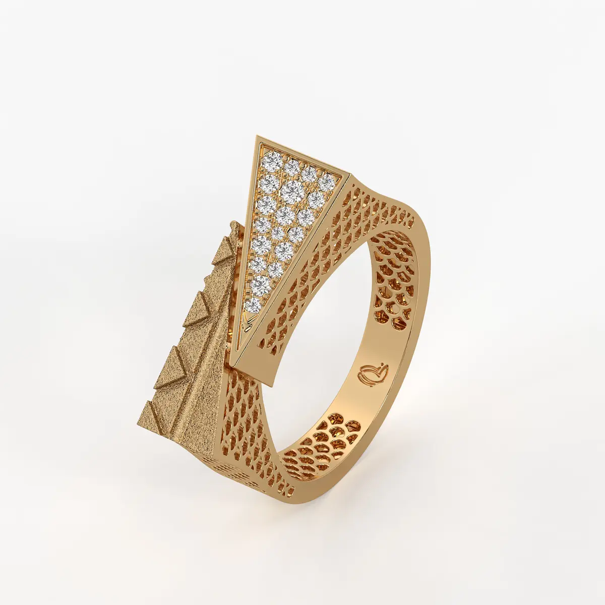 Avant Pyramid Luxe Ring