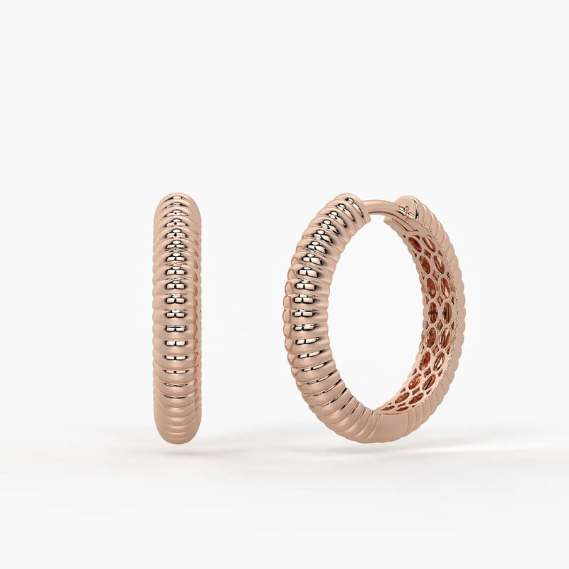 Lunara Ribbed Hoop Earrings