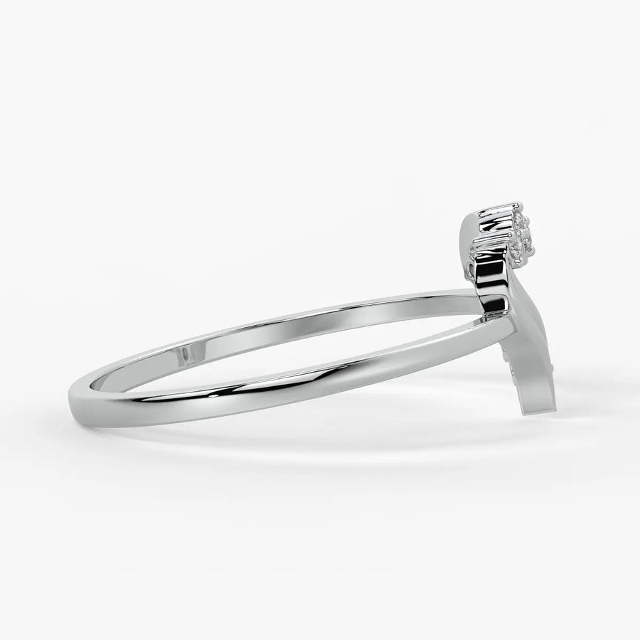 Crowned Heart Fashion Ladies Ring
