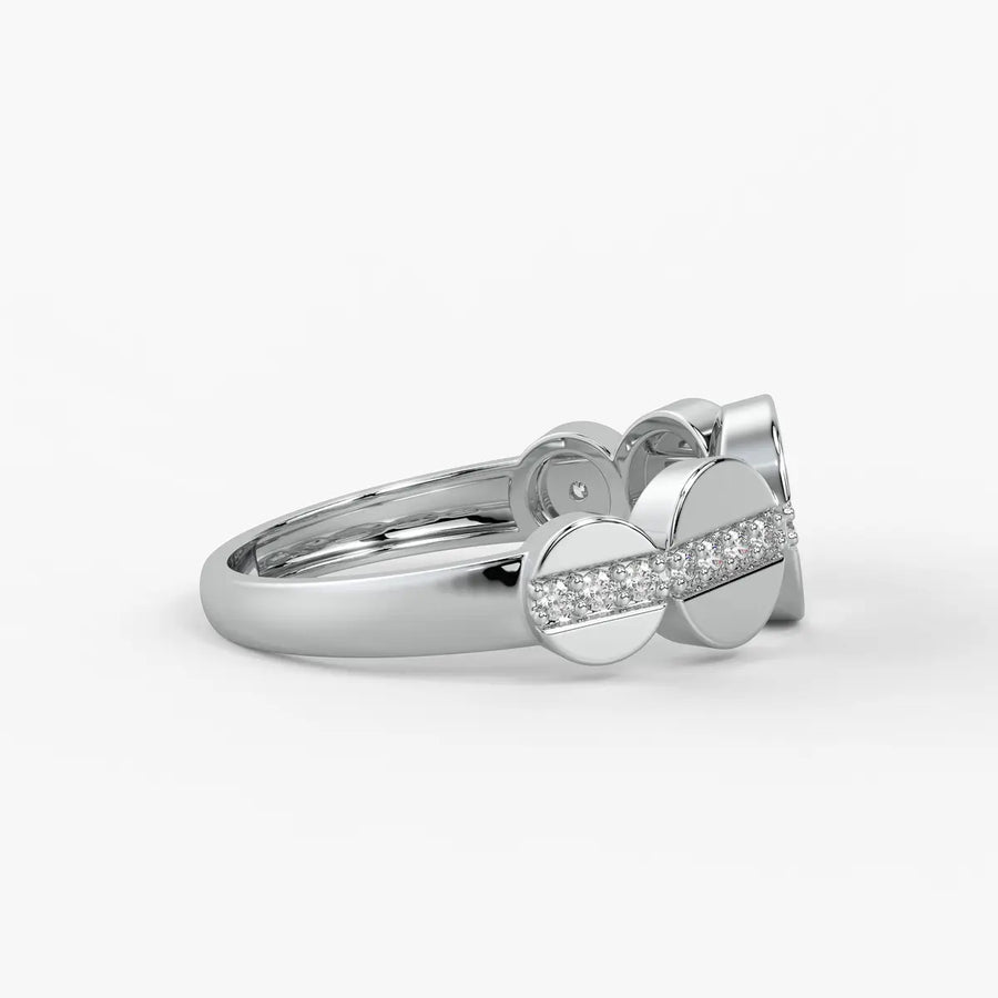 Elvara Glide Oval Spark Ring
