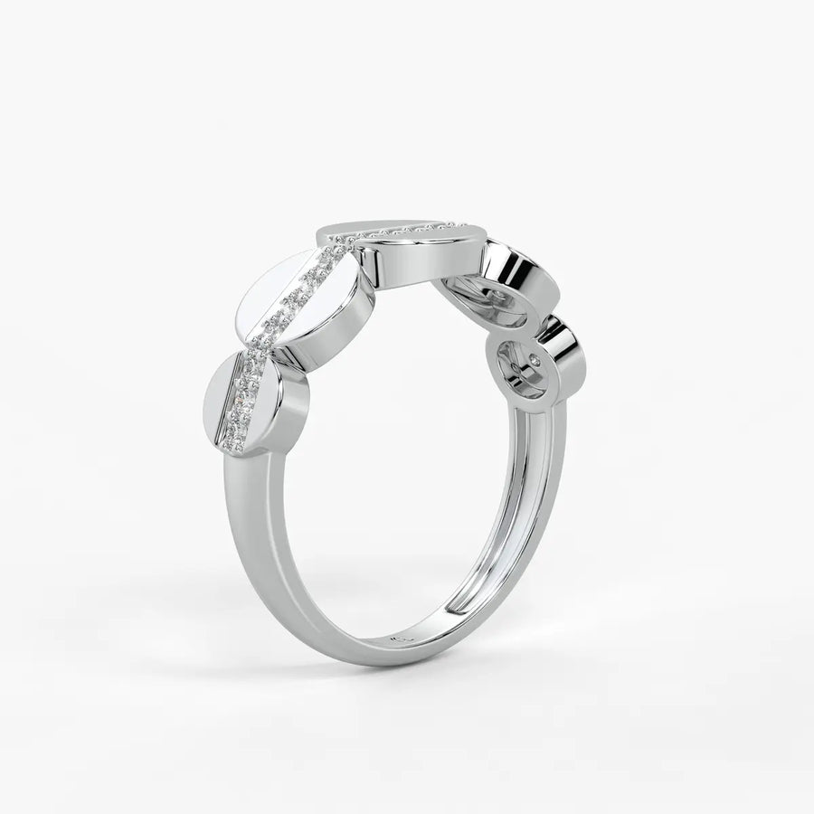 Elvara Glide Oval Spark Ring