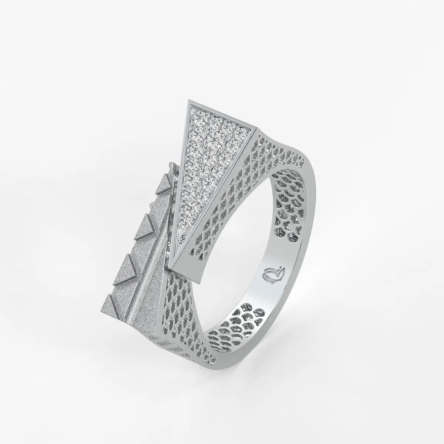 Avant Pyramid Luxe Ring