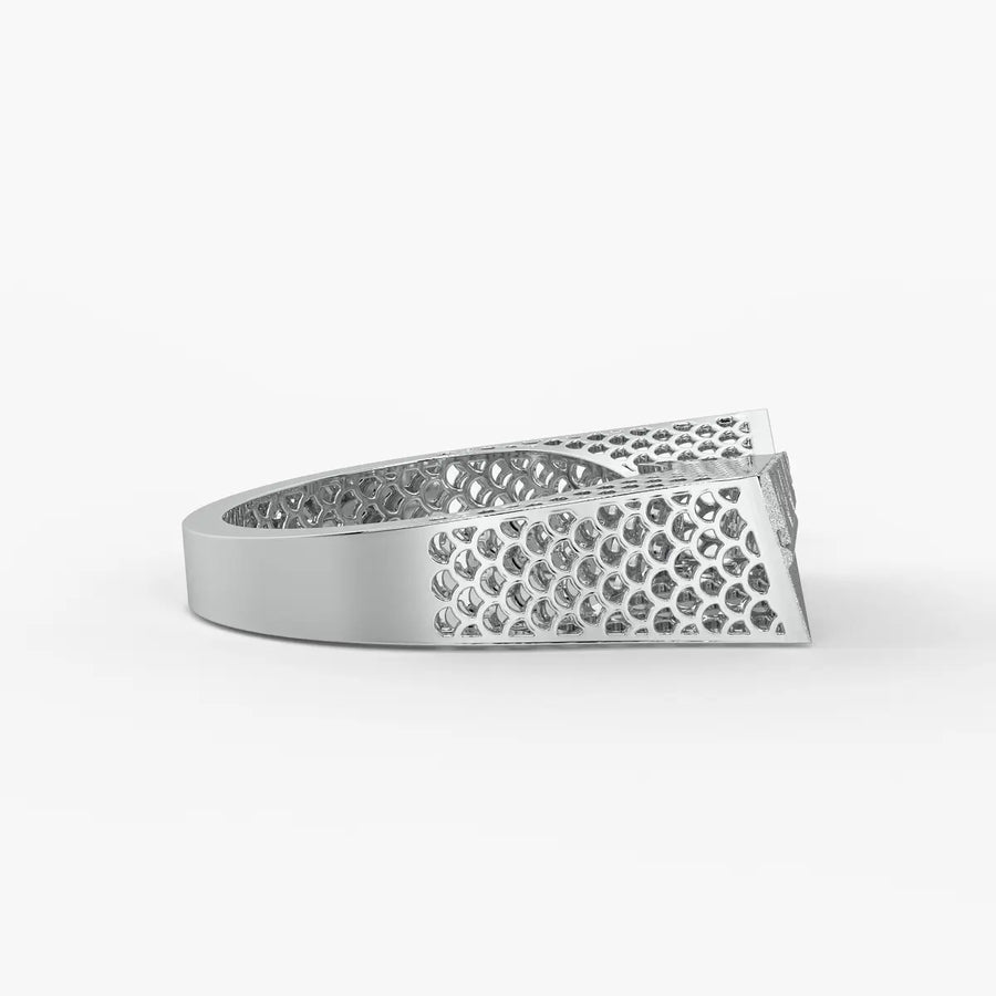 Avant Pyramid Luxe Ring
