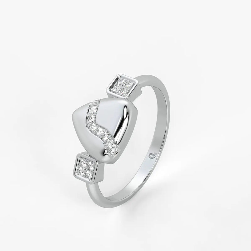 Arvielle Curva Heart Spark Ring