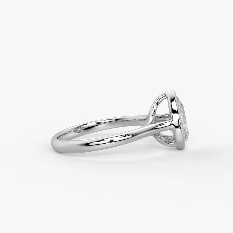 Peara Gleam Solitaire Ring