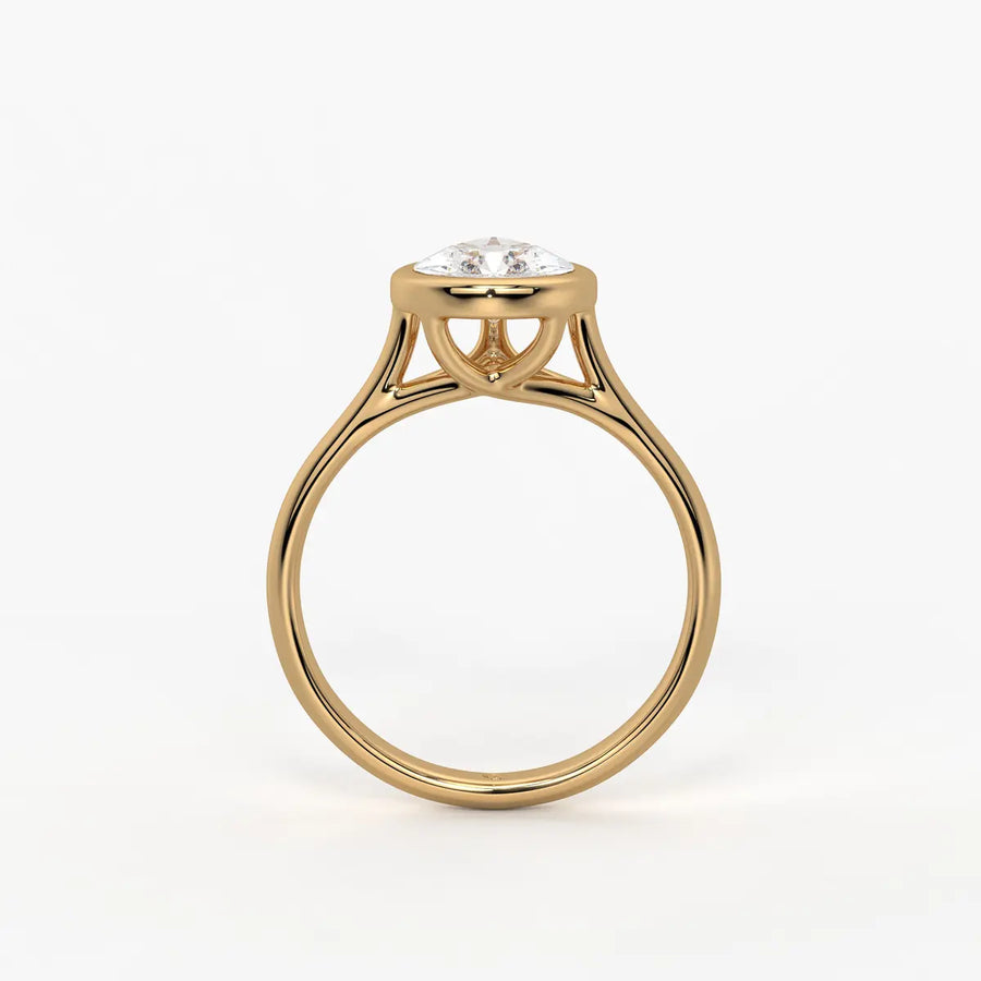Peara Gleam Solitaire Ring