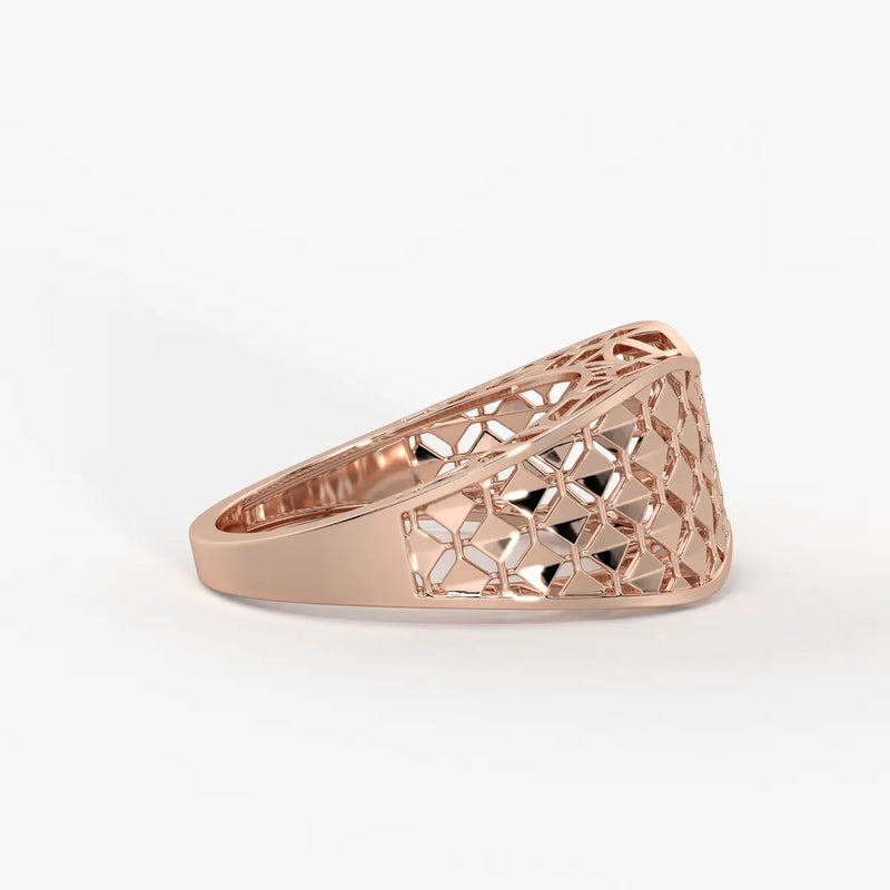 Zyvora Lattice Crest Band Ring