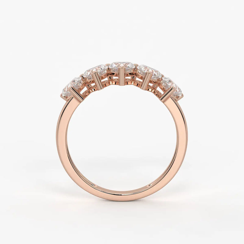 Heartline Verse Diamond Ring