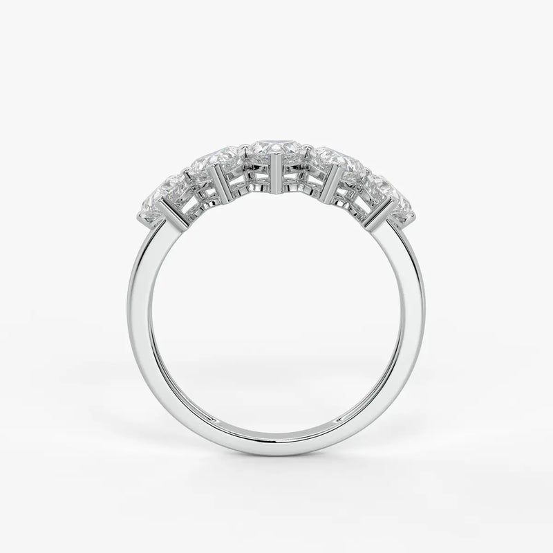 Heartline Verse Diamond Ring