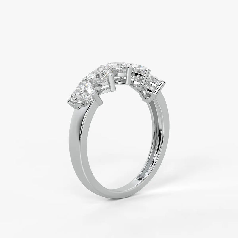 Heartline Verse Diamond Ring