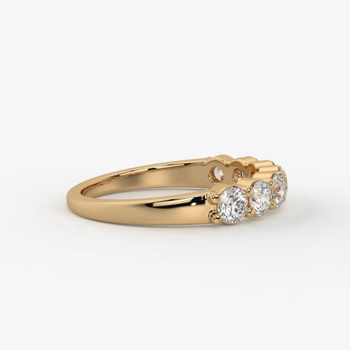 Aeris Loop Diamond Circle Band
