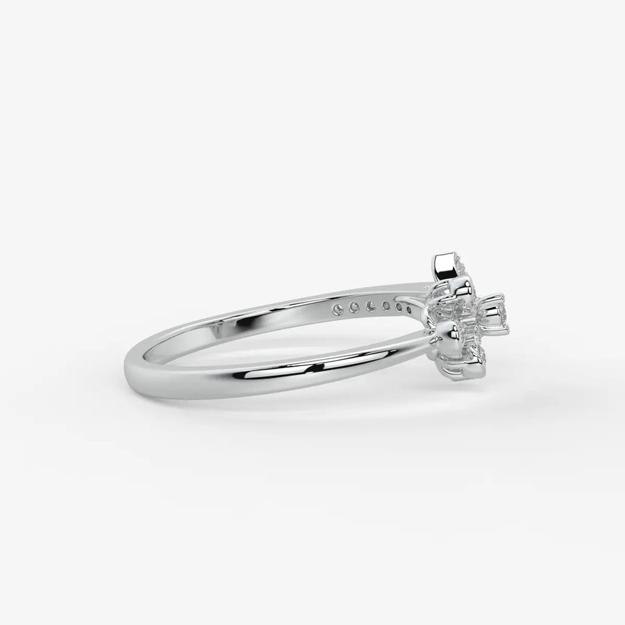 Averique Diamond Starspire Ring