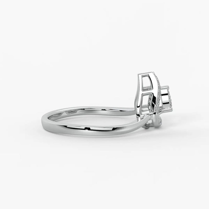 Triova Diamond Apex Halo Ring